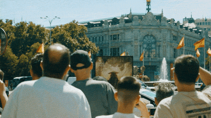 crowd